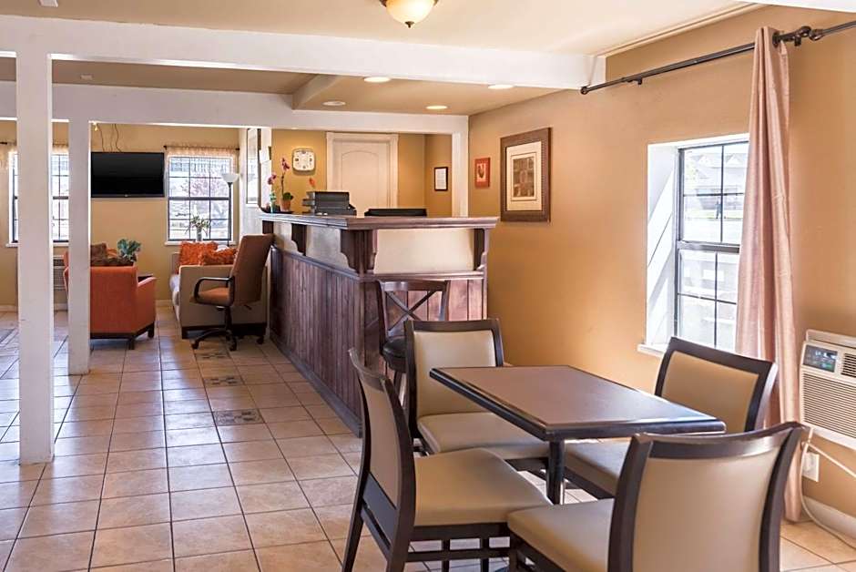 1st Interstate Inn Montrose