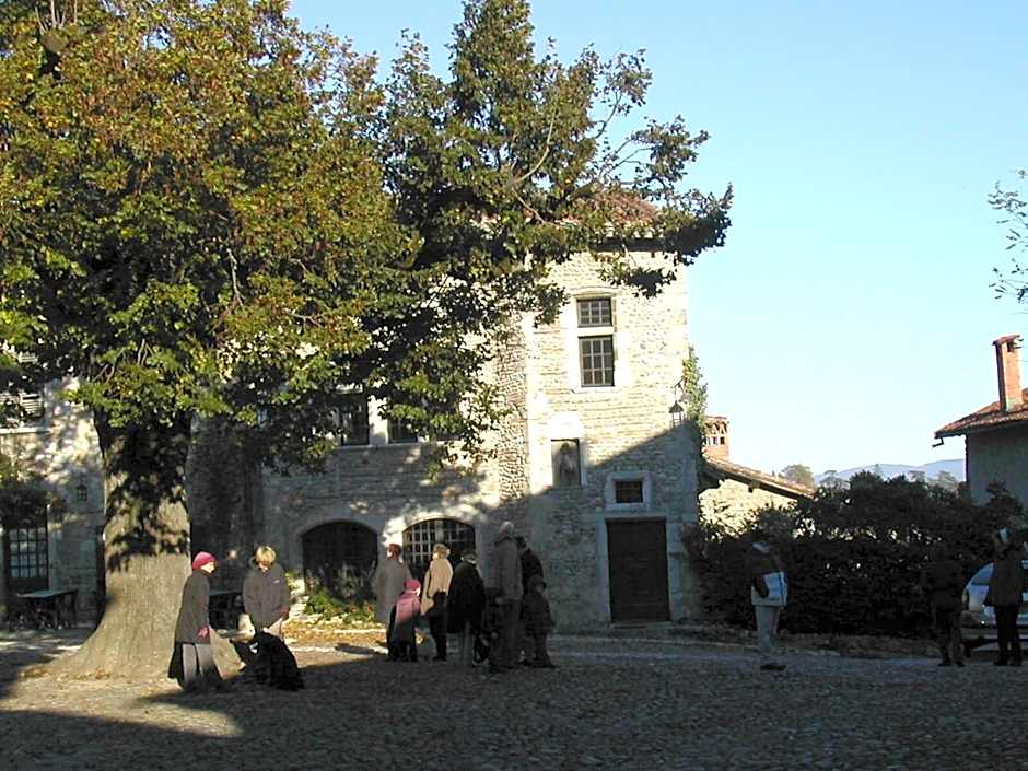 Hostellerie du Vieux Pérouges