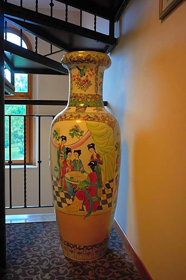 Hotel Arco Di Travertino