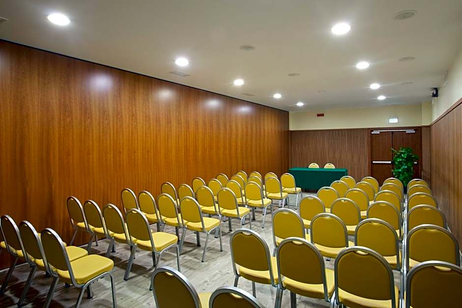 Holiday Inn Cagliari By IHG