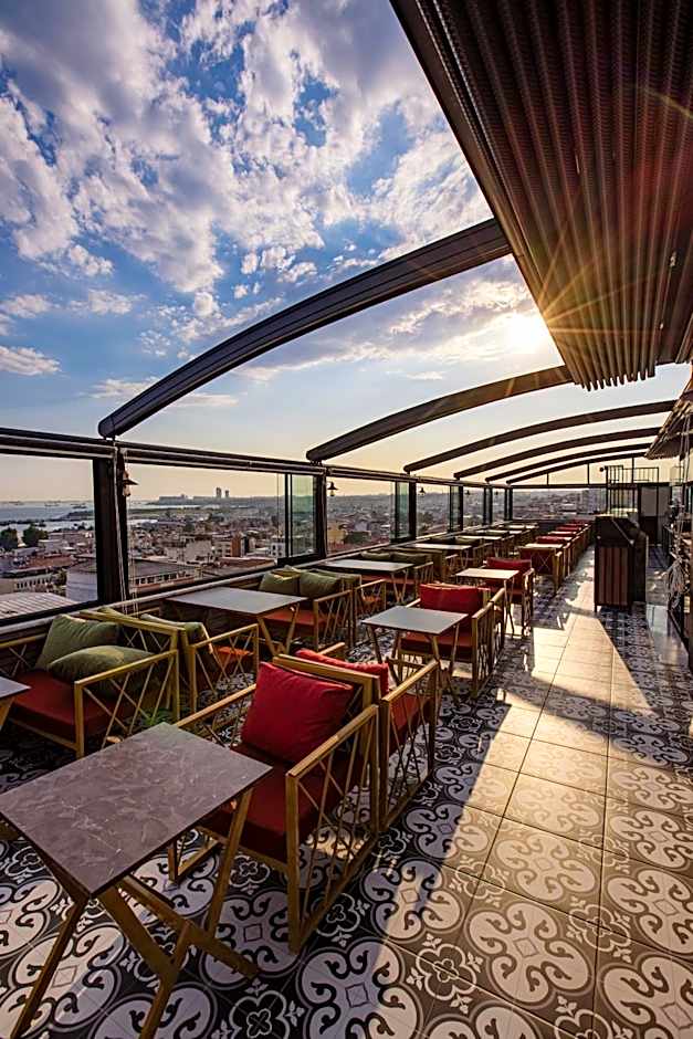 Grand Balyan Hotel & Restaurant