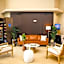 Holiday Inn Express & Suites Naples Downtown - 5th Avenue