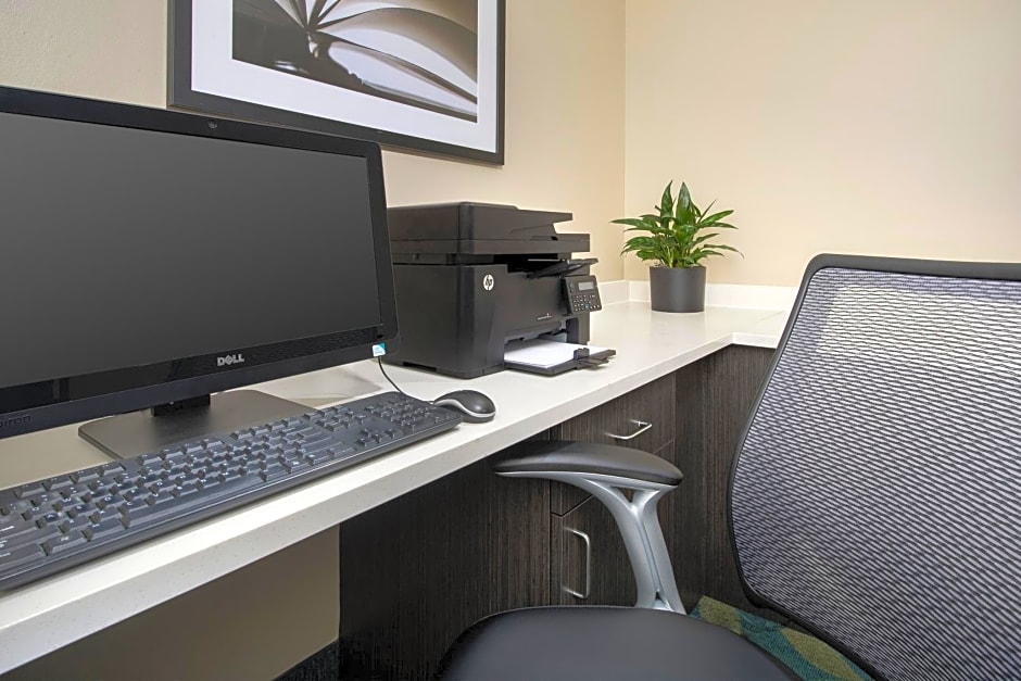 Candlewood Suites I-26 @ Northwoods Mall, an IHG Hotel
