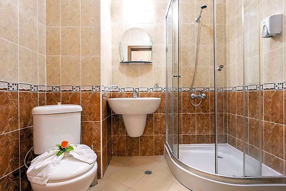 Complex Sunrise by HMG - All Inclusive