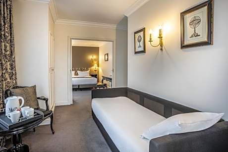 One Bedroom King Suite with Sofa Bed