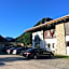 Alpinhotel INzeller