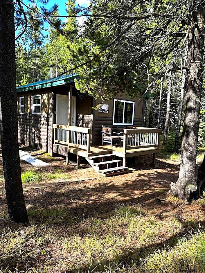 Summit Mountain Lodge and Steakhouse