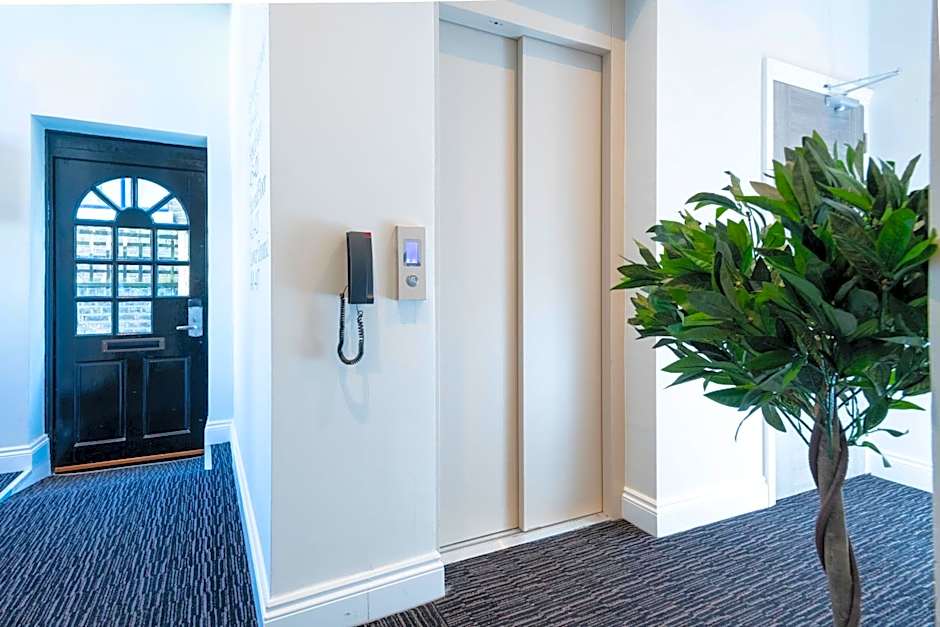 Best Western Chiswick Palace & Suites London