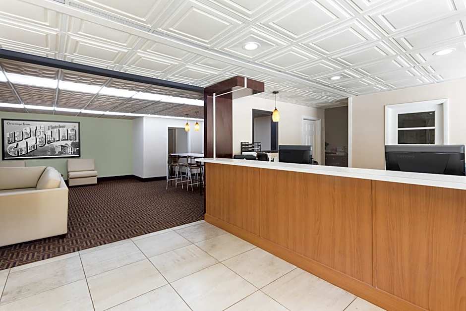 Super 8 By Wyndham Asheville Airport