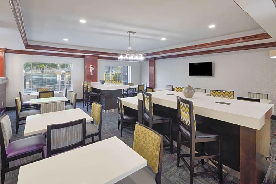 La Quinta by Wyndham Savannah Airport - Pooler