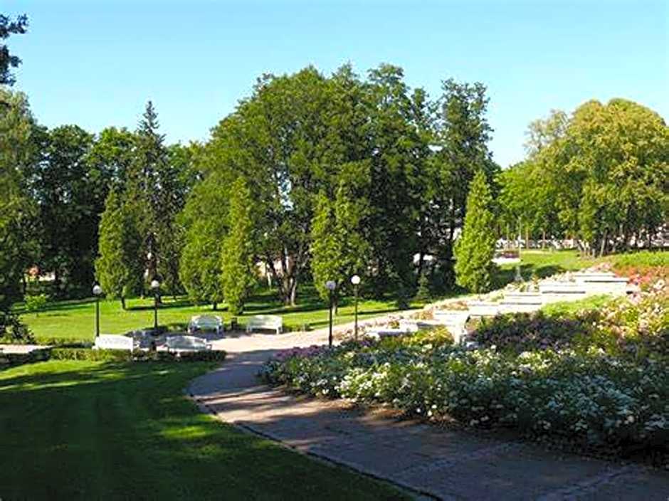 Villa Kadriorg Hostel