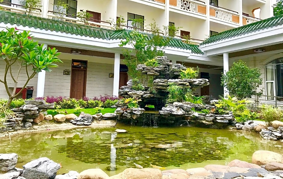 WHITE SWAN GUEST HOUSE