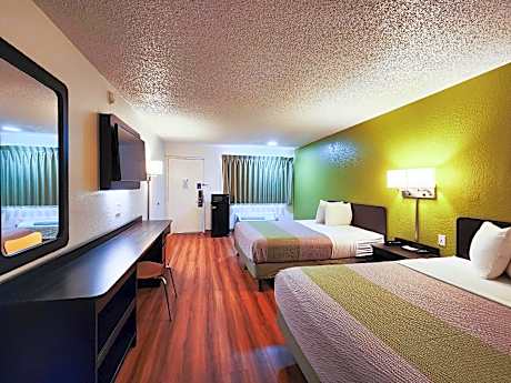 2 Full Beds | Non-Smoking, Kitchen