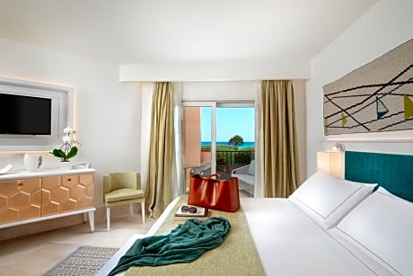 Deluxe Room with Sea View