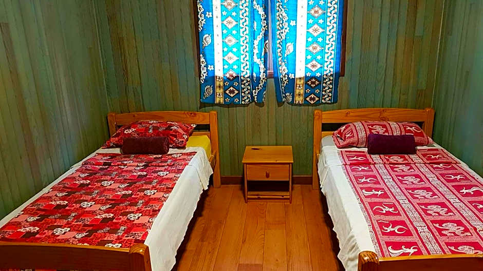 Vaianae Lodge