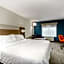 Holiday Inn Express & Suites Lancaster by IHG