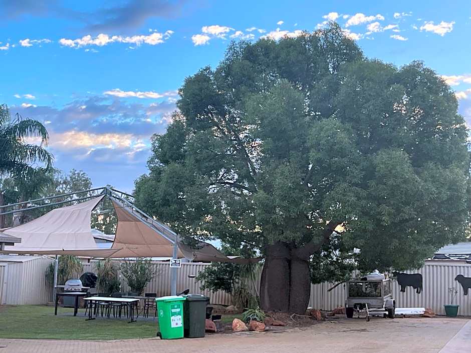 Warrego Motel