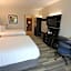 Holiday Inn Express & Suites Coffeyville By IHG