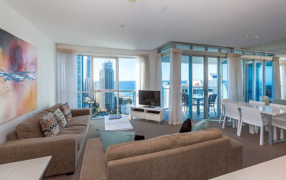 Artique Surfers Paradise - Official