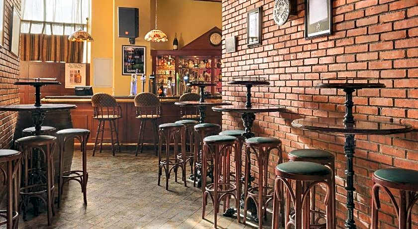 Howard Johnson by Wyndham Abu Dhabi