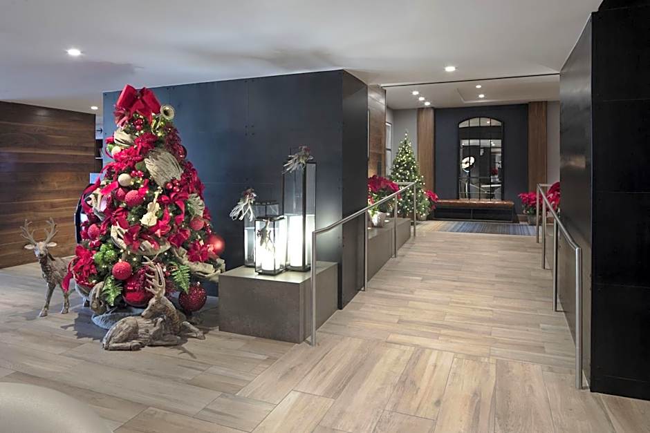 Four Points by Sheraton Los Angeles Westside