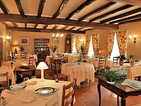 Logis Auberge De La Riviere
