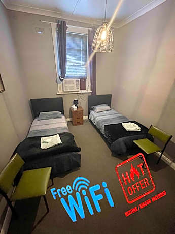 Standard Twin Room with Shared Bathroom