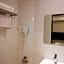 Ease Hotel