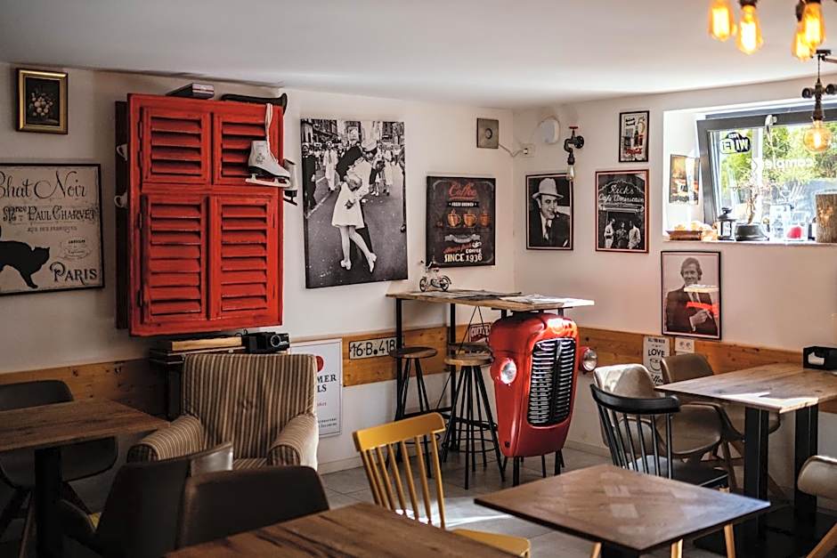 compleX living aparthotel