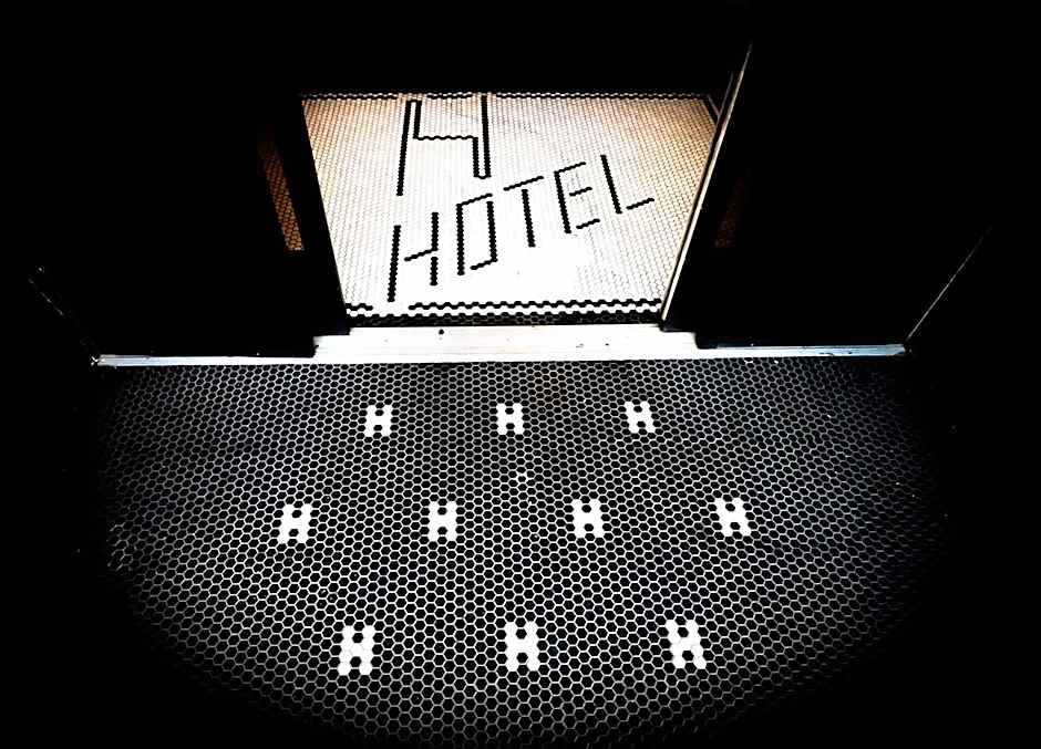 H Hotel