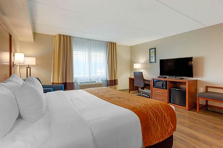 Comfort Inn & Suites Milford