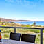 Views on Seascape - Beachfront accommodation