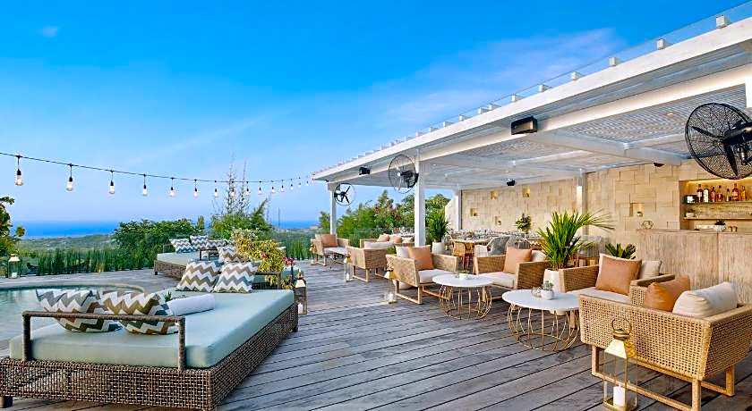 Hidden Hills Villas