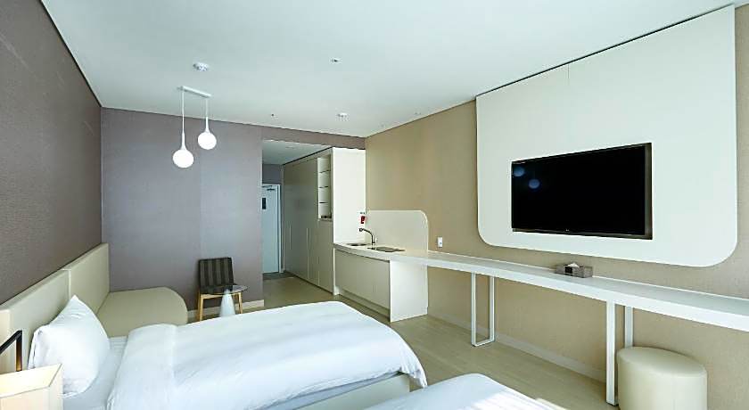 Pyeonchang The White Hotel