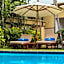 Sea Cliff Court Hotel & Luxury Apartments