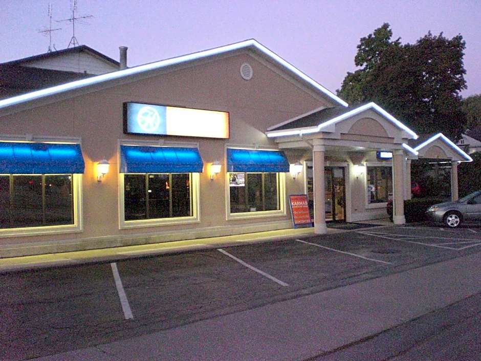 Howard Johnson by Wyndham Niagara Falls