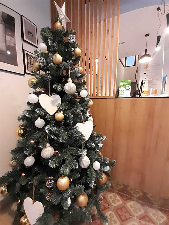 Original Domino House