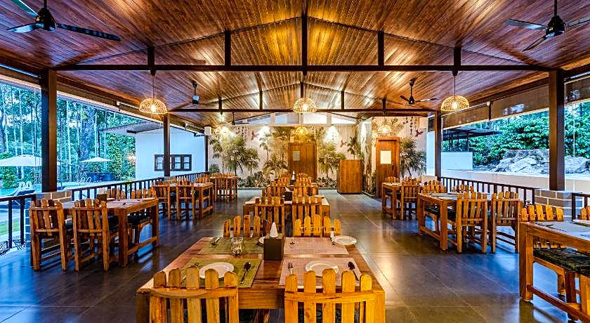 Shanthi Kunnj Riverside Exotica
