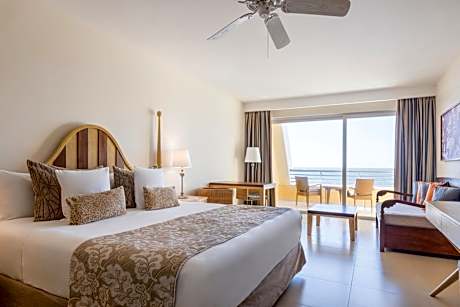Junior Suite Ocean Front Single Use
