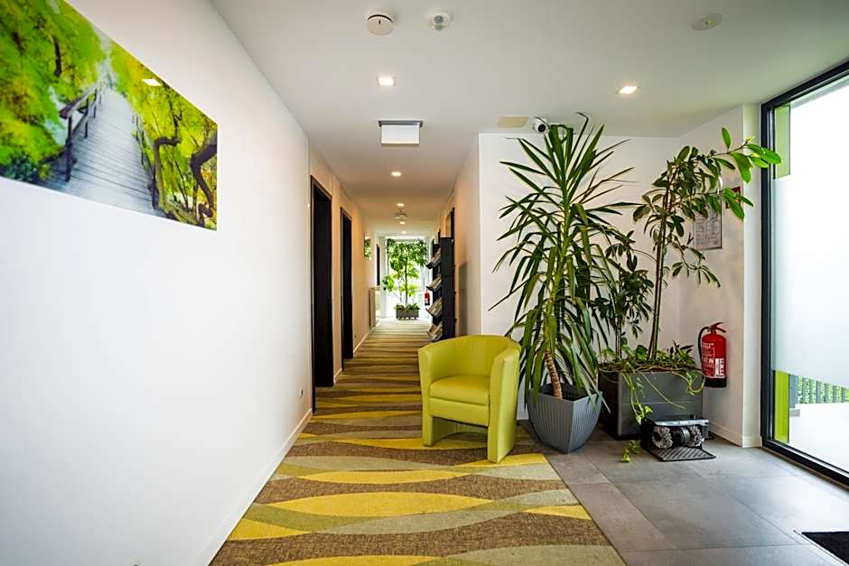 bed & breakfast Outlet Hotel