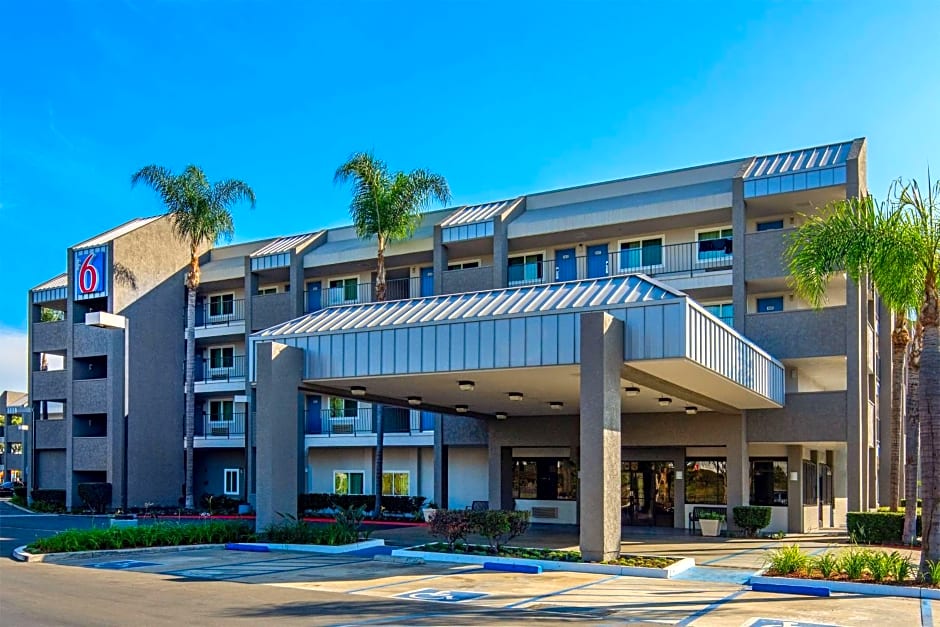 Motel 6 Anaheim Maingate