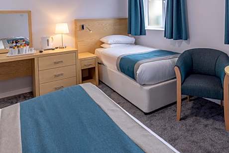 Family Room with Three Single Beds and One Bunk Bed - Non-Smoking
