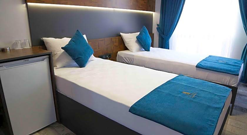 LADİK HOTEL