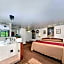 Rodeway Inn & Suites Madison East