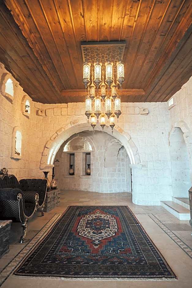 Hu of Cappadocia - Special Class