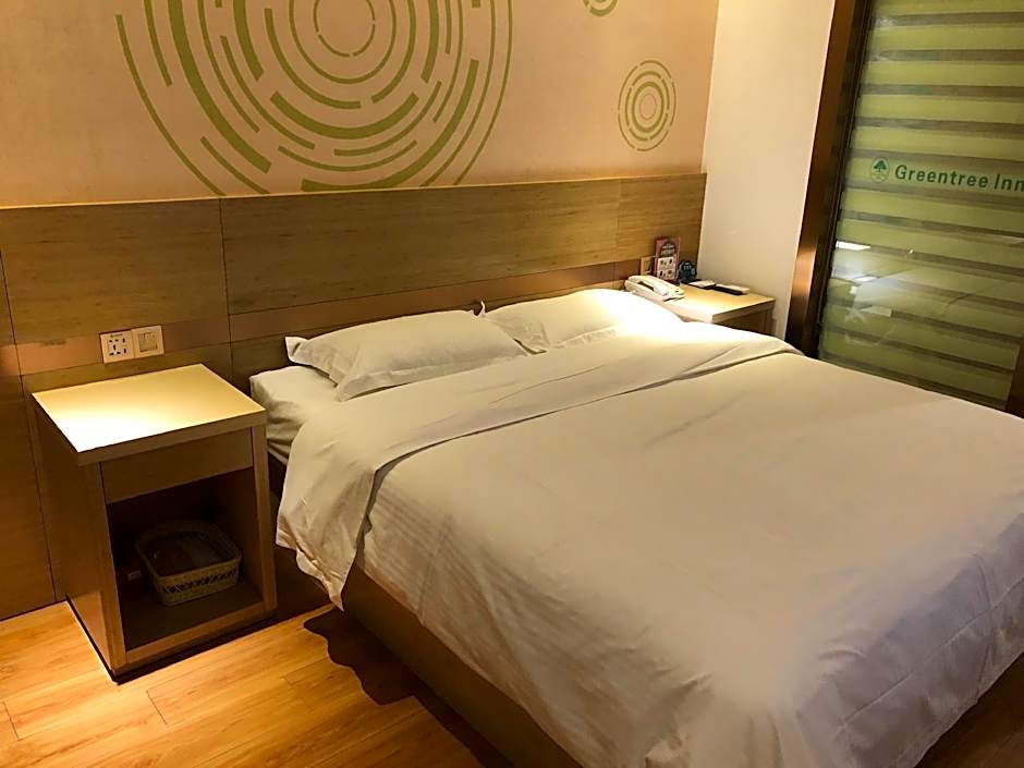 GreenTree Inn Xi'an Xincheng District Raily Station Wukou Metro Station Hotel