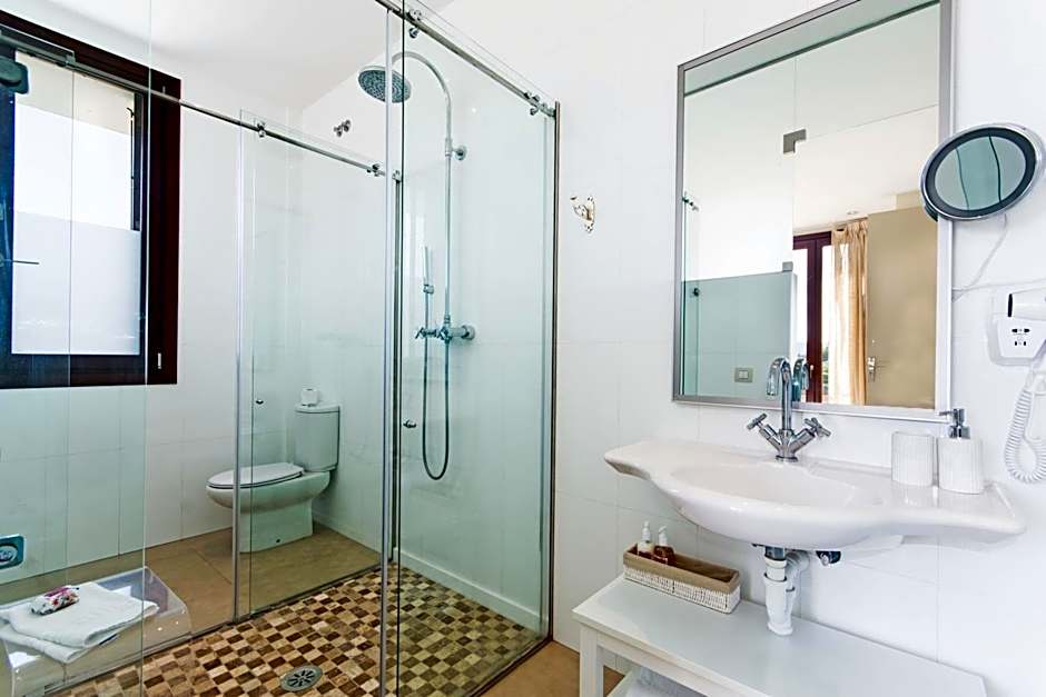 Villa Barcares Gran for 10, pool, gym and close to beach