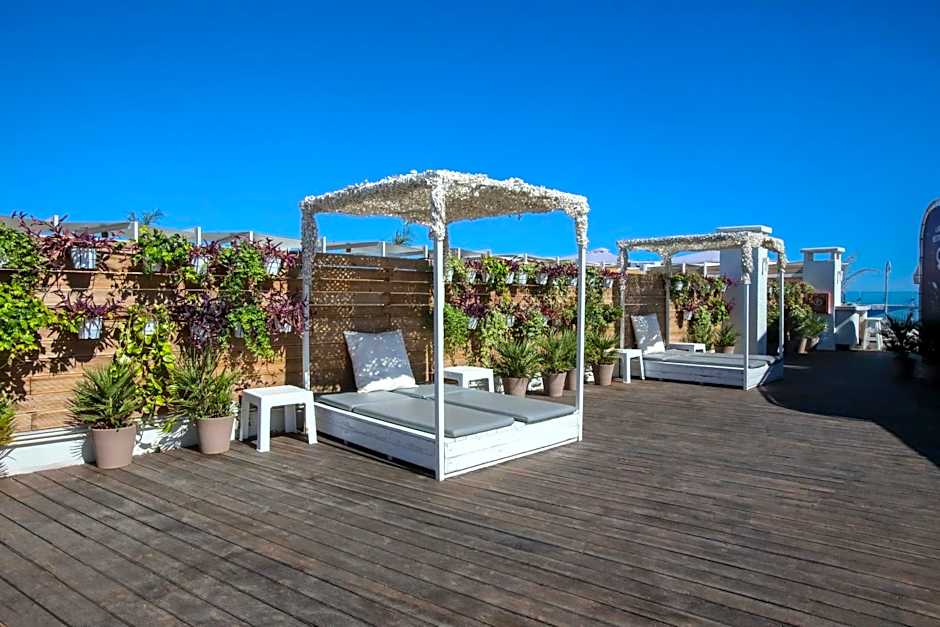 Capsis Astoria Hotel