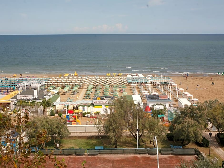 Hotel Mignon Riccione Fronte Mare