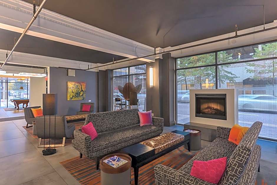 Aloft Houston Downtown